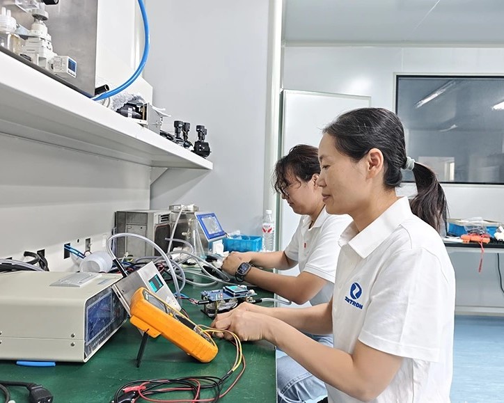 ผู้พิทักษ์ข้ามภูเขาและทะเล | ระบบตรวจสอบคุณภาพอากาศ Zetron MS800A ทำงานได้อย่างน่าเชื่อถือในโครงการซาอุดีอาระเบีย